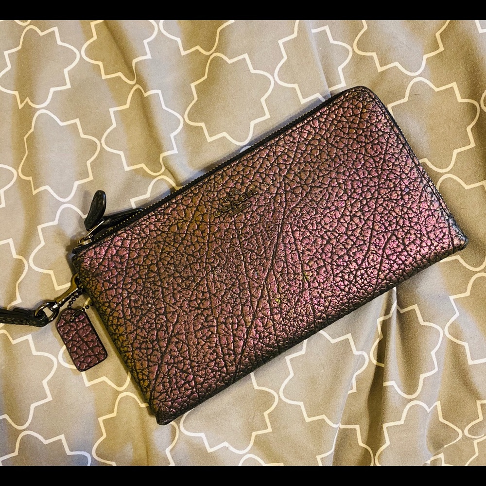 🌼COACH WRISTLET WALLET🌼